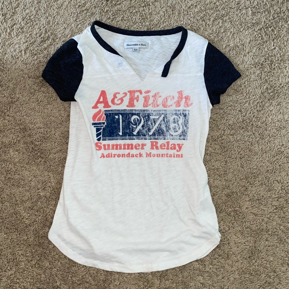 t-shirt (size XS)
